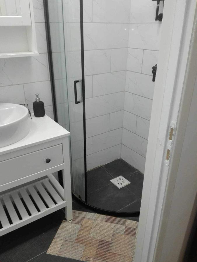 7Dab 4 Josika 28 Contactless Self Check-In Hotel Budapest Luaran gambar
